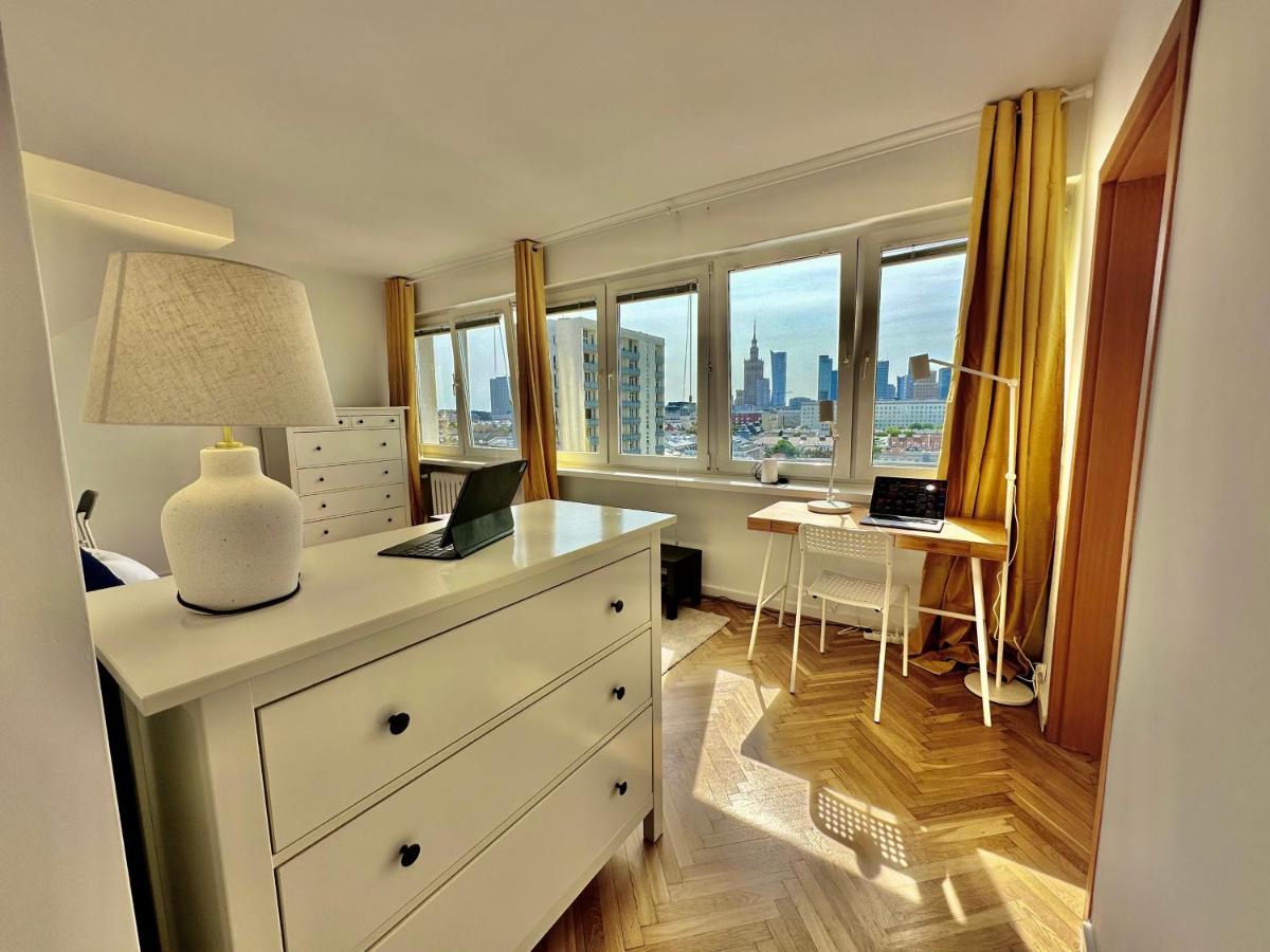 Appartement Copernic Metro Wifi 85'tv Netflix Disney+ Hbo Warschau