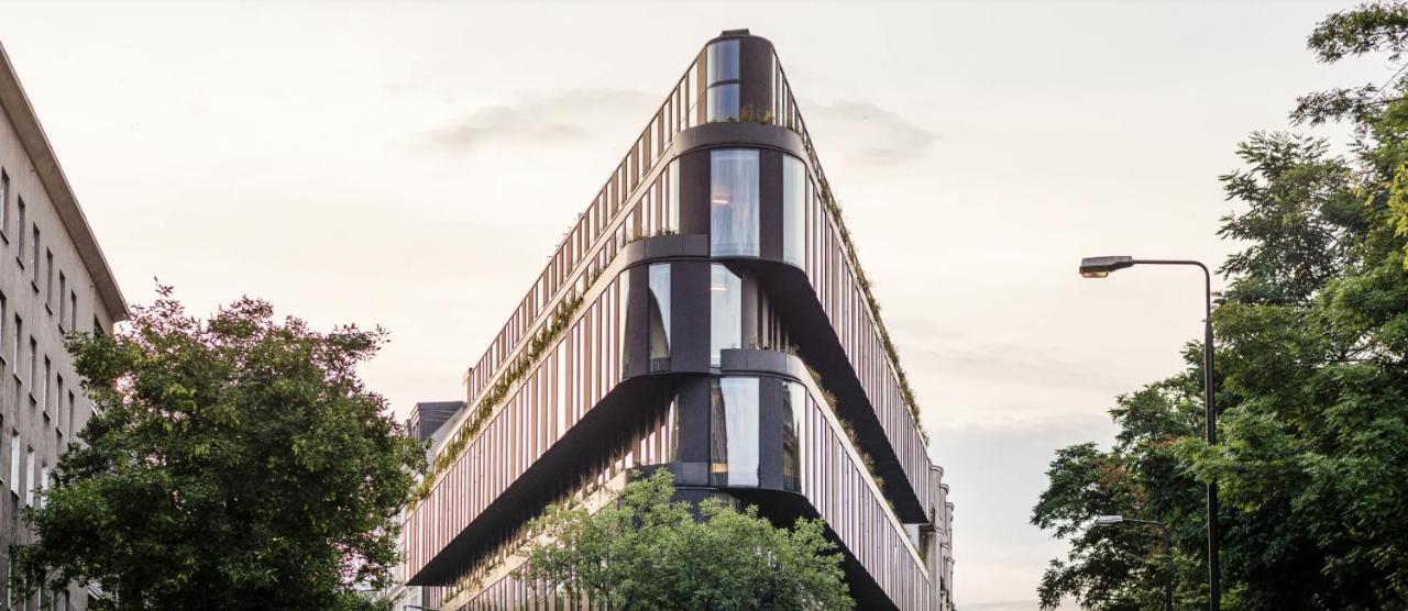 Copernic Metro Wifi 85'tv Netflix Disney+ Hbo Appartement Warschau