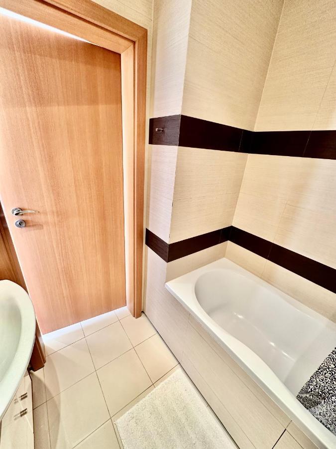 Appartement Copernic Metro Wifi 85'tv Netflix Disney+ Hbo